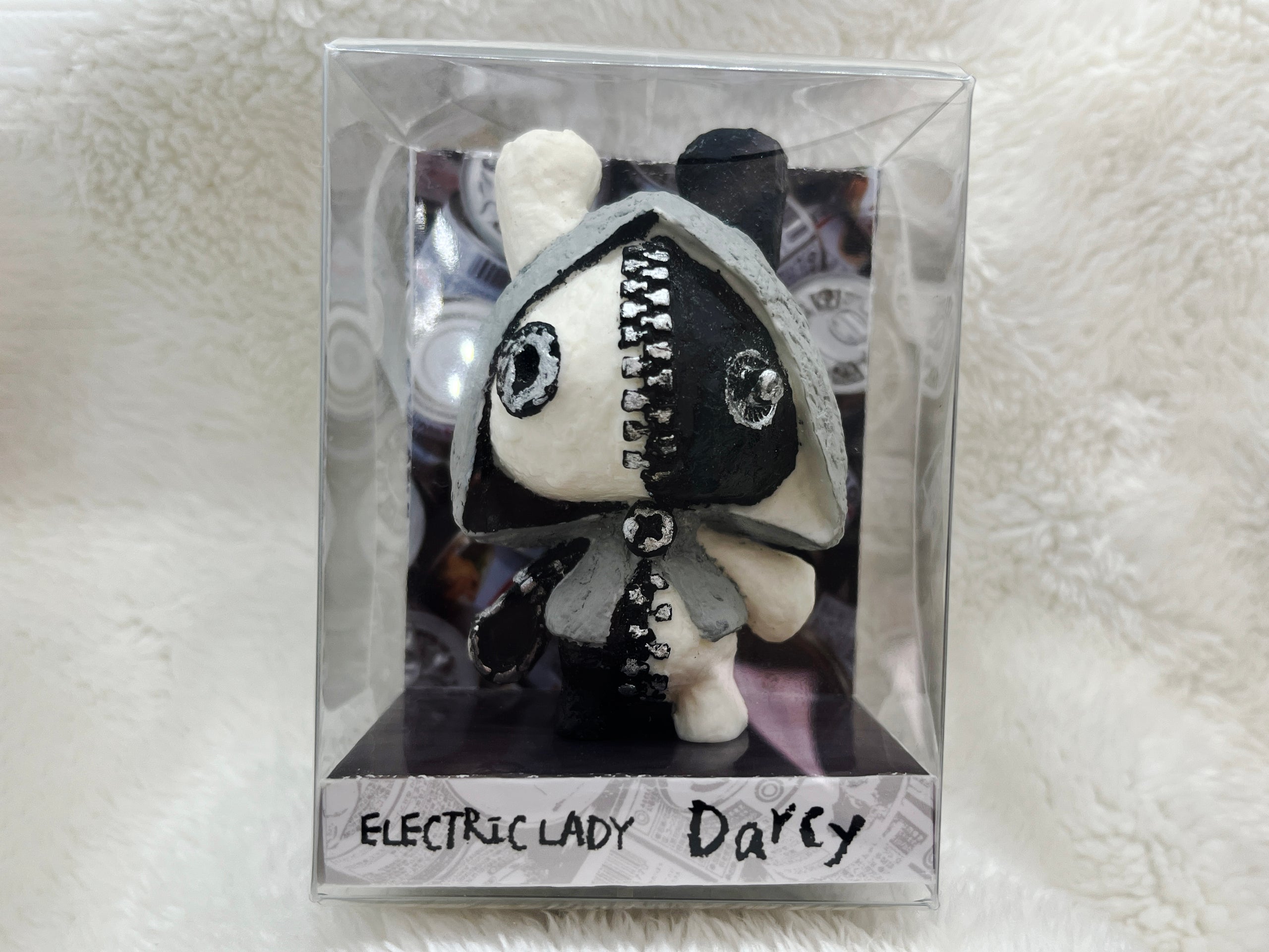 Darcy（ダーシー） | TOKYO MASK FESTIVAL